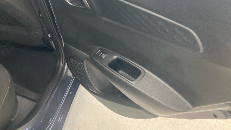 Hyundai i10 1.0 Advance 5dr Petrol Hatchback